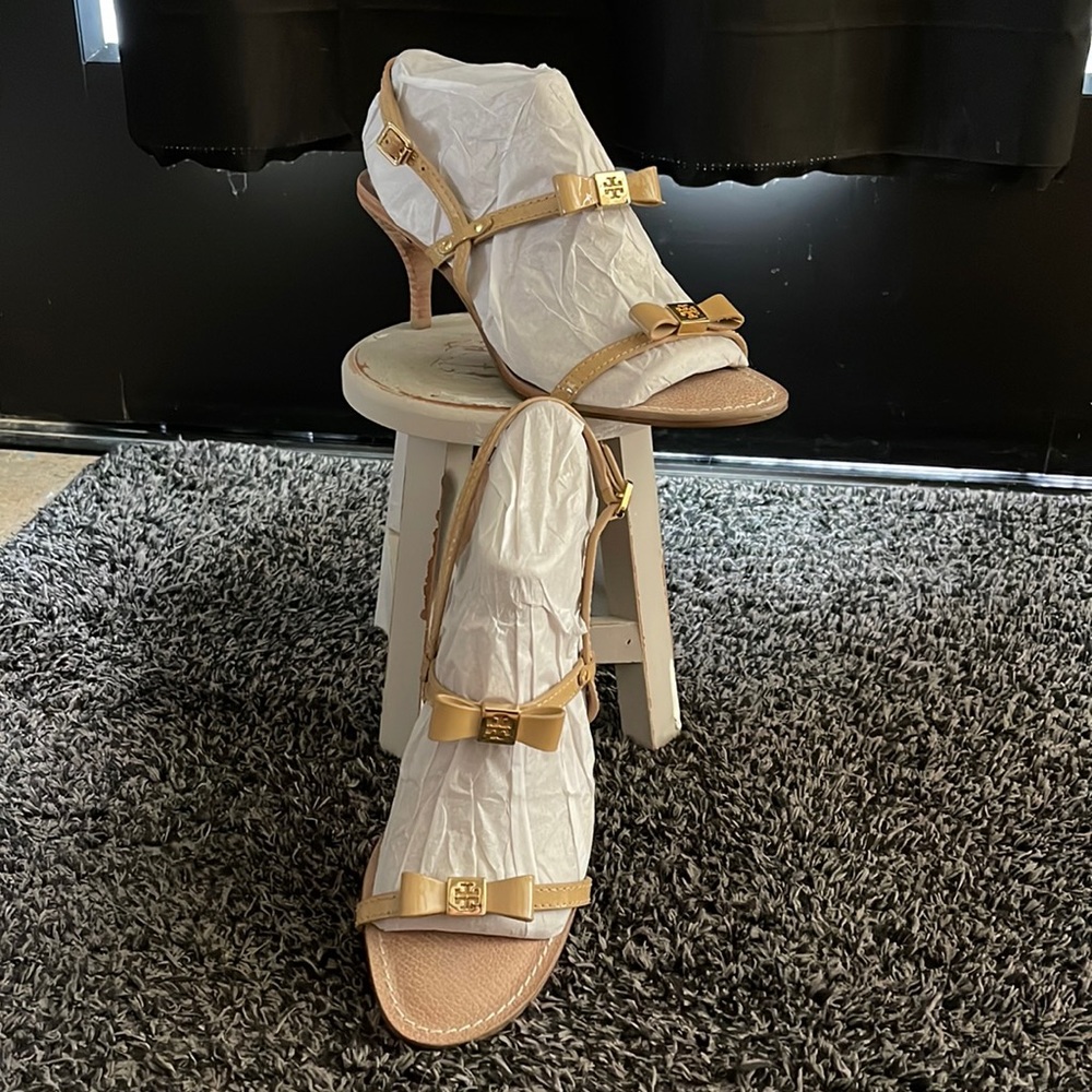 TORY BURCH  Kailey leather women's kitten heel slingback Sandals size 9